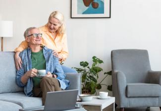 Comment faciliter l'autonomie des personnes âgées grâce au maintien à domicile ?