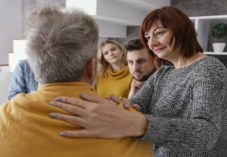 Quelles sont les aides et allocations pour les aidants de personnes âgées en perte d’autonomie ?