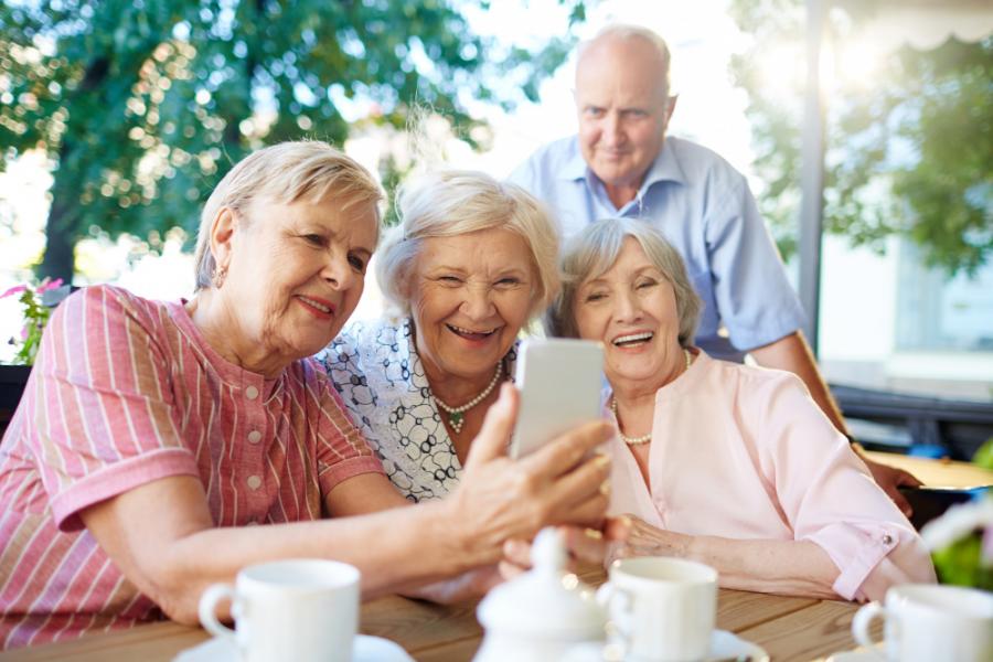 La technologie s’invite dans les maisons de retraite avec « La Borne Mélo »